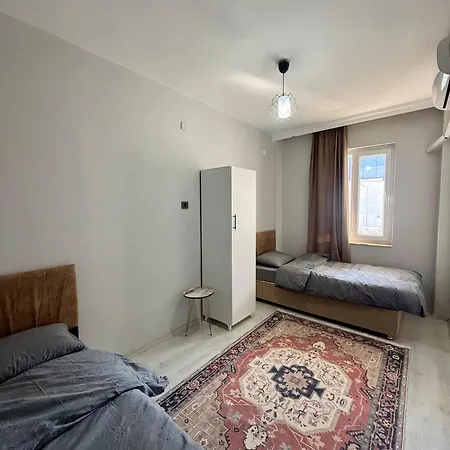 Giss Family 4 أنطاليا